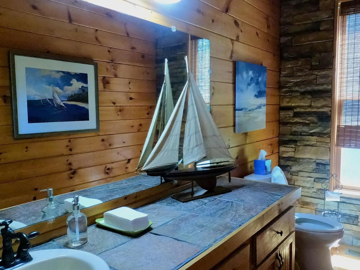 River Wellness Lodge Kingston ภายนอก รูปภาพ